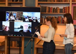 Μαθήτριες της Ελληνογερμανικής Αγωγής στην εκδήλωση